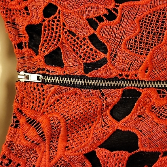 Rebellion Dress L Red and Black - Picture 5 of 10